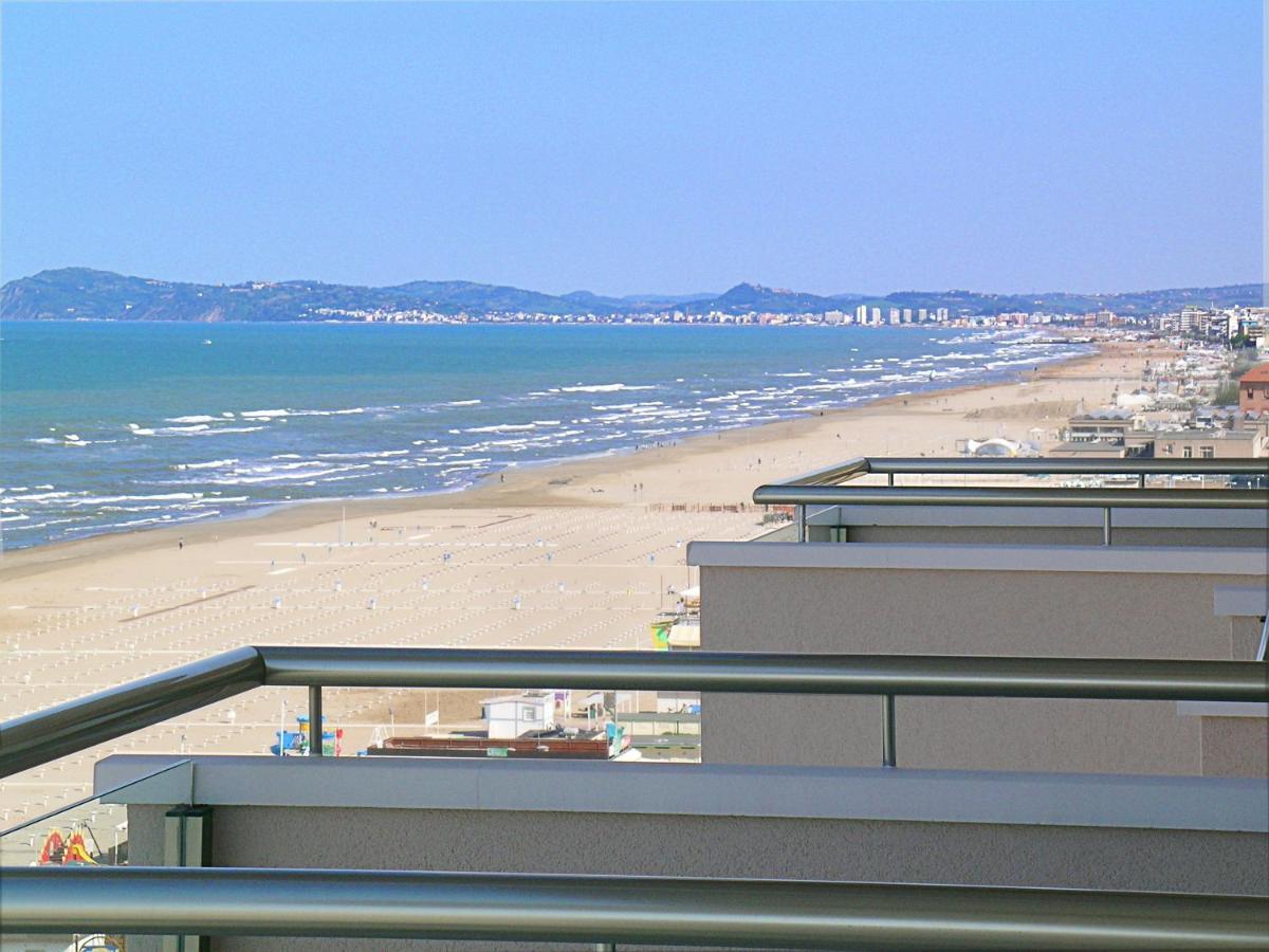 Terminal Palace & Spa Rimini Ngoại thất bức ảnh