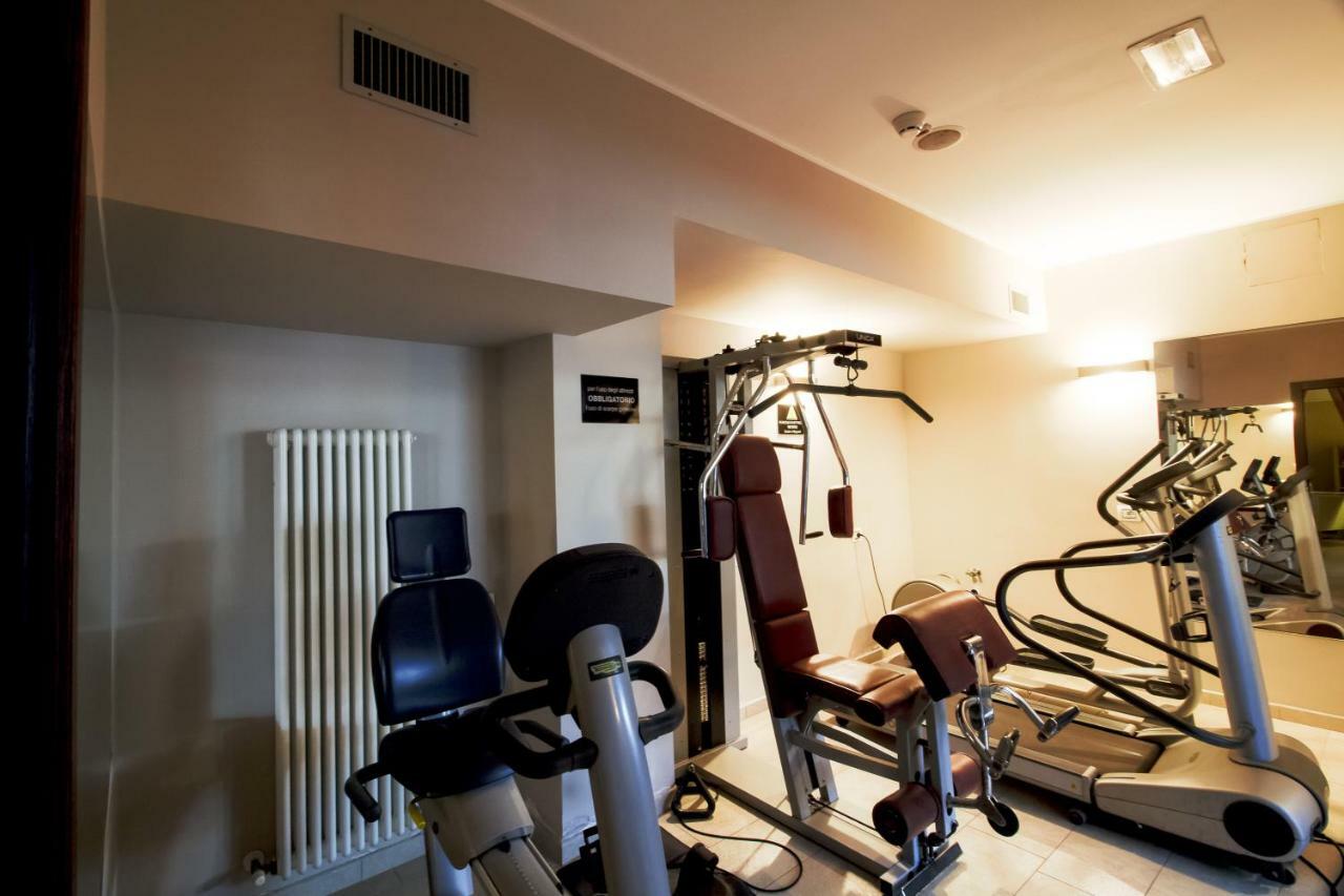 Terminal Palace & Spa Rimini Ngoại thất bức ảnh